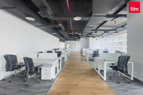 Office in Business Bay, Dubai 299.7 sq.m. № 41290 - photo 10