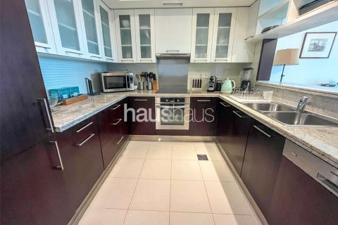 Apartment in Downtown Dubai (Downtown Burj Dubai), Dubai 1 bedroom, 71 sq.m. № 44959 - photo 4
