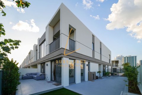 Villa en Tilal Al Ghaf, Dubai, 4 dormitorios, 224 m², № 98021 - foto 30