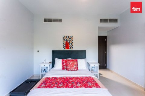 Купить виллу в Дубае: 3 спальни, 186.3м², № 71590 - фото 18