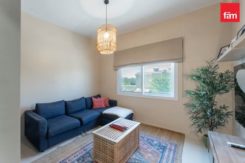 Купить виллу в Дубае: 3 спальни, 186.3м², № 71590 - фото 16