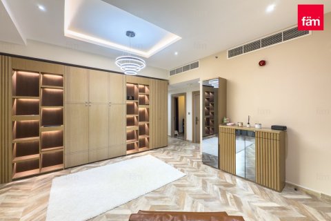 Apartment in Dubai 3 bedrooms, 170.8 sq.m. № 71588 - photo 11