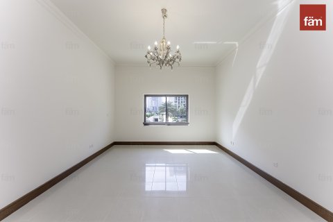 Снять в аренду таунхаус в Пальме Джумейре, Дубай: 3 спальни, 347.9м², № 71581 - фото 4