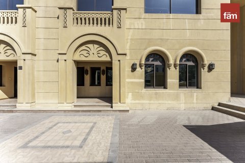 Снять в аренду таунхаус в Пальме Джумейре, Дубай: 3 спальни, 347.9м², № 71581 - фото 17