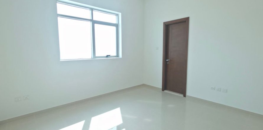 Apartment in Al Furjan, Dubai 2 bedrooms, 114.9 sq.m. № 133092