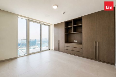 Apartment in Dubai Harbour, Dubai 4 bedrooms, 225.8 sq.m. № 133097 - photo 8