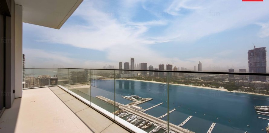 Apartment in Dubai Harbour, Dubai 4 bedrooms, 225.8 sq.m. № 133097