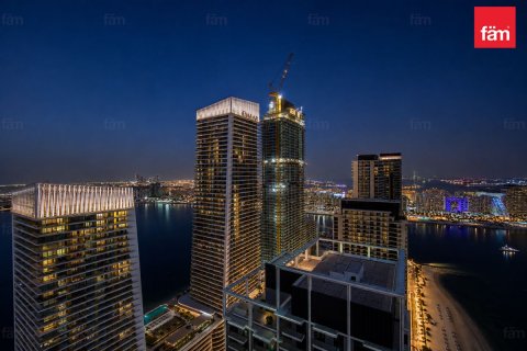 Apartment in Dubai Harbour, Dubai 4 bedrooms, 225.8 sq.m. № 133097 - photo 13