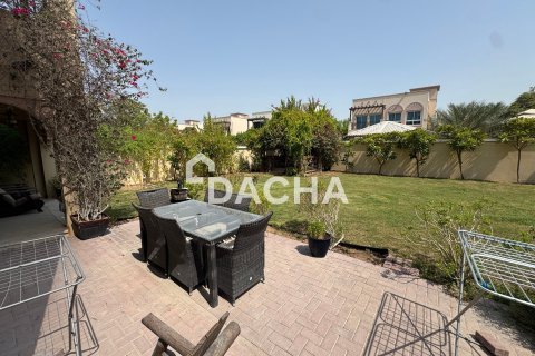 Villa in Jumeirah Village Triangle, Dubai 2 bedrooms, 250 sq.m. № 124436 - photo 25