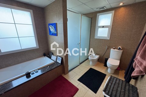 Villa in Jumeirah Village Triangle, Dubai 2 bedrooms, 250 sq.m. № 124436 - photo 19