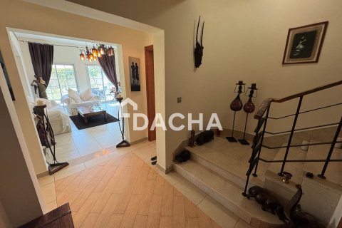 Villa in Jumeirah Village Triangle, Dubai 2 bedrooms, 250 sq.m. № 124436 - photo 2