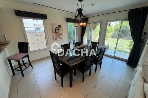 Villa in Jumeirah Village Triangle, Dubai 2 bedrooms, 250 sq.m. № 124436 - photo 7