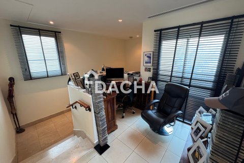Villa in Jumeirah Village Triangle, Dubai 2 bedrooms, 250 sq.m. № 124436 - photo 12