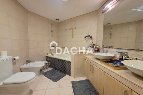 Apartment in Shoreline Apartments, Palm Jumeirah, Dubai 2 bedrooms, 147 sq.m. № 124433 - photo 6