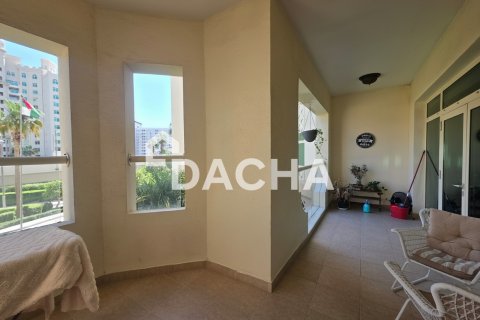 Apartment in Shoreline Apartments, Palm Jumeirah, Dubai 2 bedrooms, 147 sq.m. № 124433 - photo 12
