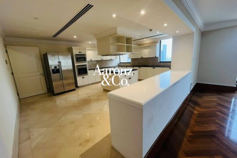 Ático en Jumeirah Beach Residence, Dubai, 5 dormitorios, 293 m², № 123210 - foto 21