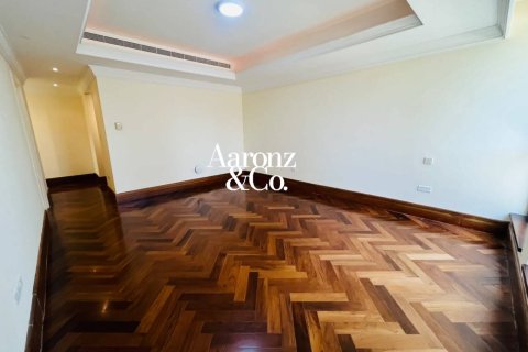 Ático en Jumeirah Beach Residence, Dubai, 5 dormitorios, 293 m², № 123210 - foto 8