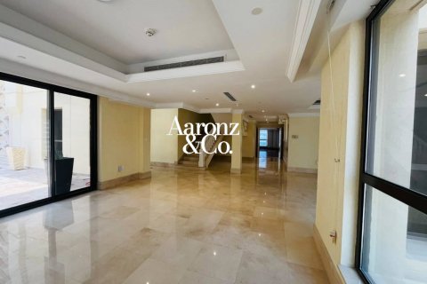 Ático en Jumeirah Beach Residence, Dubai, 5 dormitorios, 293 m², № 123210