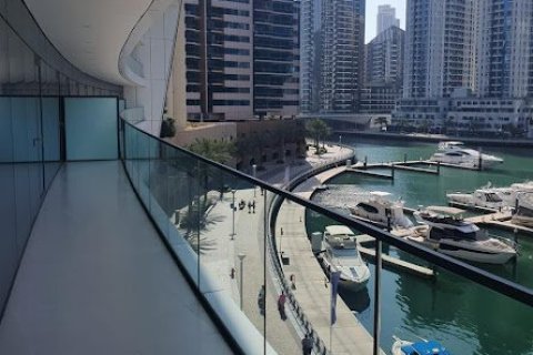 Apartamento en VIDA RESIDENCES DUBAI MARINA en Vida Residences Dubai Marina, Dubai, 32 habitaciónes, 127 m², № 30991 - foto 1