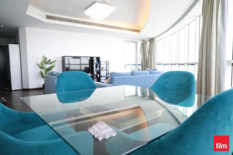 Apartment in Dubai Marina, Dubai 4 bedrooms, 227.6 sq.m. № 49924 - photo 11