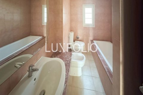 Adosado en Jumeirah Village Circle, Dubai, 1 dormitorio, 180 m², № 46286 - foto 5