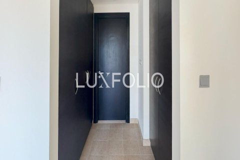 Adosado en Jumeirah Village Circle, Dubai, 1 dormitorio, 180 m², № 46286 - foto 15