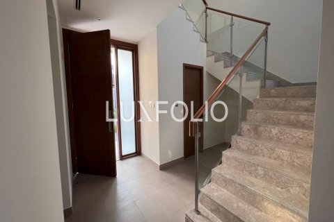Villa in Sidra Villas, Dubai Hills Estate, Dubai 3 bedrooms, 407 sq.m. № 46283 - photo 3