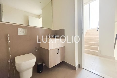 Villa in Dubai Hills Estate, Dubai 3 bedrooms, 296 sq.m. № 46281 - photo 16