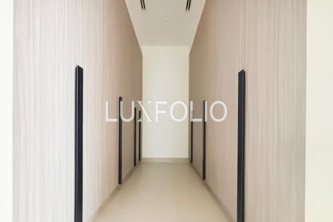 Villa in Dubai Hills Estate, Dubai 3 bedrooms, 296 sq.m. № 46281 - photo 9