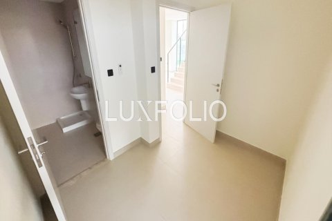 Villa in Dubai Hills Estate, Dubai 3 bedrooms, 296 sq.m. № 46281 - photo 7