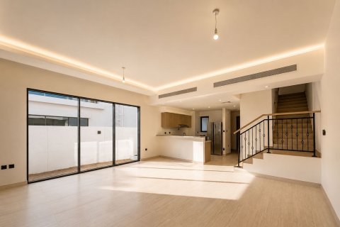 Villa in Damac Lagoons, Dubai 5 bedrooms, 306.58 sq.m. № 142219 - photo 2