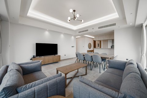 Apartment in Jumeirah Lake Towers, Dubai 4 bedrooms, 215.16 sq.m. № 142216