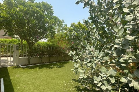 Townhouse in Maple 1, Dubai Hills Estate, Dubai 3 bedrooms, 206.99 sq.m. № 142217 - photo 2