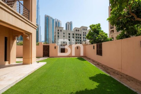 Appartement à Downtown Dubai (Downtown Burj Dubai), Dubai, 1 chambre, 227 m², № 56460 - photo 12