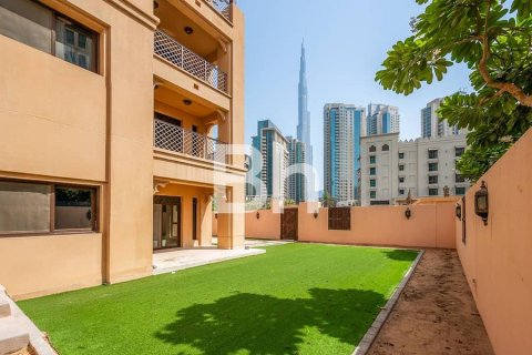 Appartement à Downtown Dubai (Downtown Burj Dubai), Dubai, 1 chambre, 227 m², № 56460 - photo 1