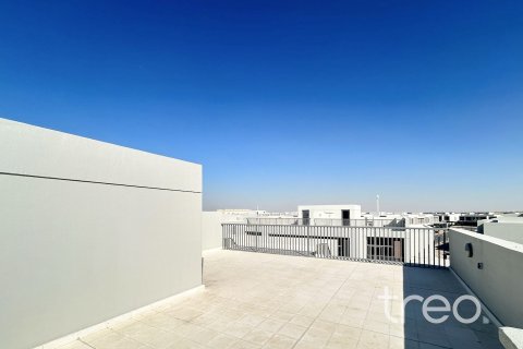 Villa in Dubai South (Dubai World Central), Dubai 4 bedrooms, 307.14 sq.m. № 120174 - photo 5