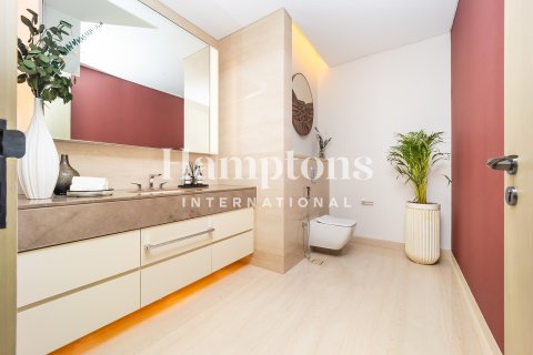 Apartment in Downtown Dubai (Downtown Burj Dubai), Dubai 4 bedrooms, 492.39983545 sq.m. № 72418 - photo 17