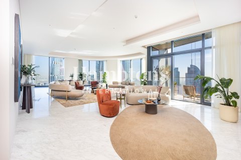 Apartment in Downtown Dubai (Downtown Burj Dubai), Dubai 4 bedrooms, 492.39983545 sq.m. № 72418 - photo 13