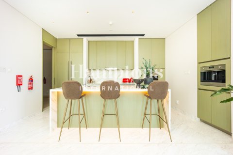 Apartment in Downtown Dubai (Downtown Burj Dubai), Dubai 4 bedrooms, 492.39983545 sq.m. № 72418 - photo 4