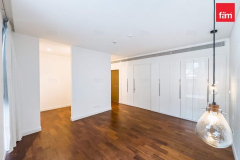 Apartamento en Al Wasl, Dubai, 1 dormitorio, 131.6 m², № 55967 - foto 12