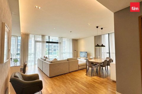 Снять в аренду квартиру в Аль-Васле, Дубай: 3 спальни, 204.6м², № 55969 - фото 2