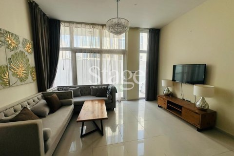 Купить таунхаус в Дубае: 3 спальни, 175м², № 71930 - фото 4