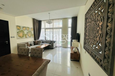 Купить таунхаус в Дубае: 3 спальни, 175м², № 71930 - фото 7