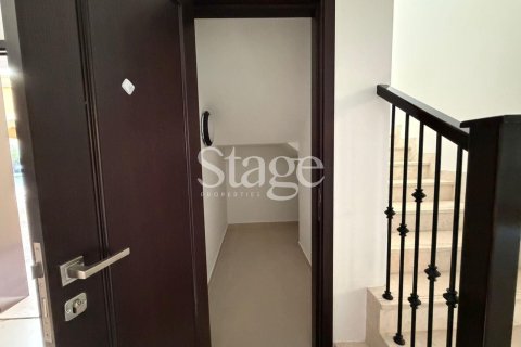 Купить виллу в Bella Casa, Serena, Дубай: 2 спальни, 172м², № 71931 - фото 9