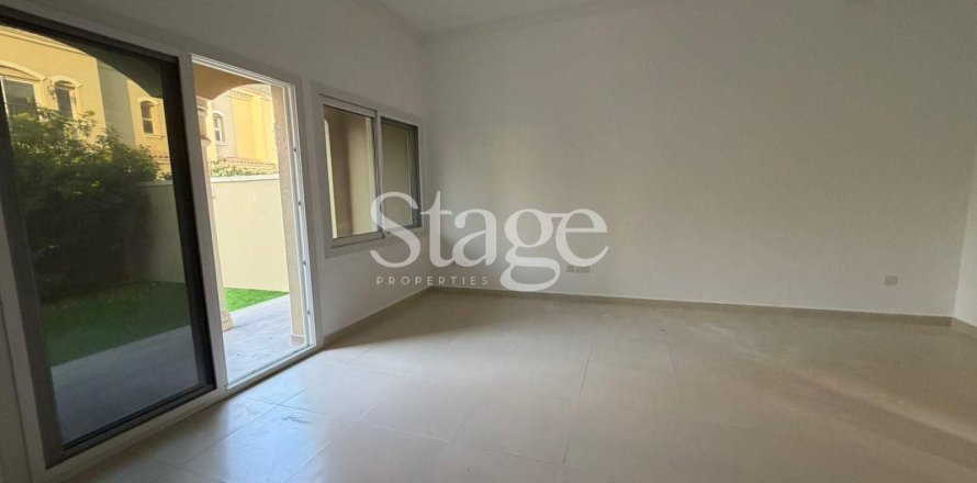 Вилла в Bella Casa, Serena, Дубай, 2 спальни, 172м², № 71931