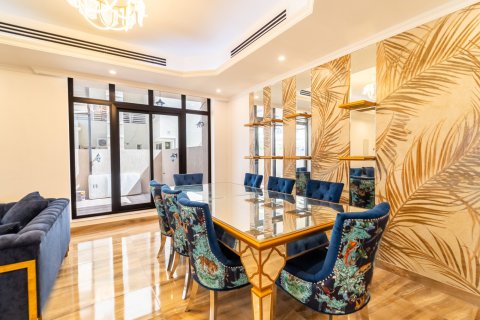 Villa en Jumeirah Village Triangle, Dubai, 4 dormitorios, 329 m², № 123816 - foto 5