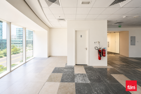 Office in Sheikh Zayed Road, Dubai 269.5 sq.m. № 109341 - photo 13