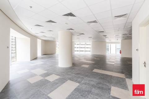 Office in Sheikh Zayed Road, Dubai 269.5 sq.m. № 109341 - photo 16