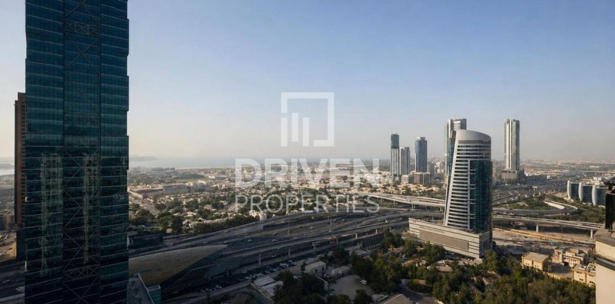 Apartment in Barsha Heights (Tecom), Dubai 2 bedrooms, 121.52 sq.m. № 138397