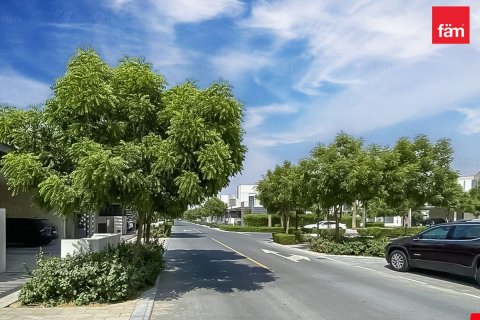 Villa in Dubai 3 bedrooms, 128.6 sq.m. № 60506 - photo 8